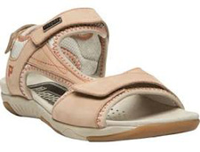 Helen in Dusty by Propet